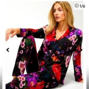 Soma Cool Nights Long-Sleeve Printed Notch Collar Pajama 2-PC Set